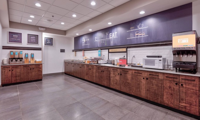 Norfolk Hotel | Hampton Inn Norfolk