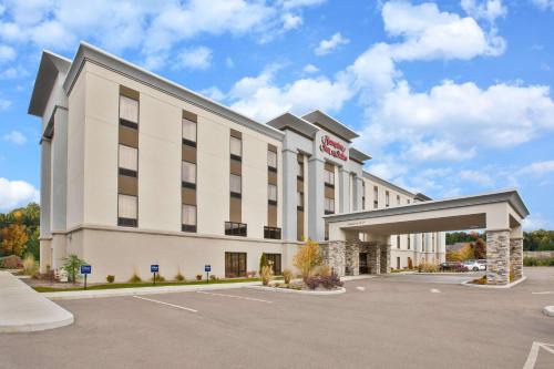 Alliance Hotel | Hampton Inn & Suites Alliance