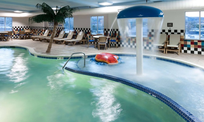 Boise Hotel | Hampton Inn & Suites Boise-Downtown