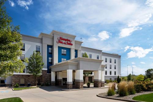 Canton Hotel | Hampton Inn & Suites Canton