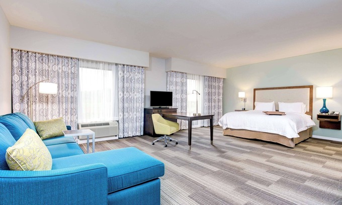 Macon Hotel | Hampton Inn & Suites Macon I-475