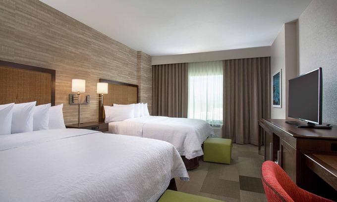 Kapolei Hotel | Hampton Inn & Suites Oahu/Kapolei