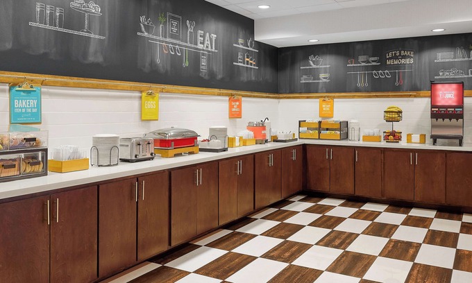 Ridgecrest Hotel | Hampton Inn & Suites Ridgecrest