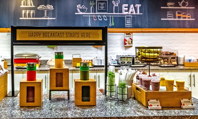 Sarasota Hotel | Hampton Inn & Suites Sarasota/Bradenton-Airport, FL