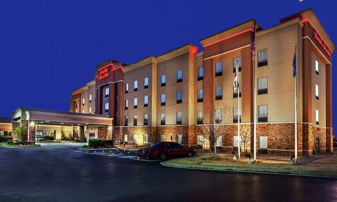 Owasso Hotel | Hampton Inn & Suites Tulsa North/Owasso