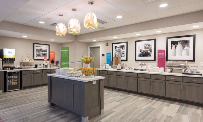 West Lafayette Hotel | Hampton Inn & Suites West Lafayette