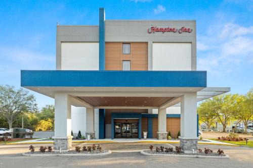 Bearss Plaza Hotel | Hampton Inn Tampa-Veterans Expressway