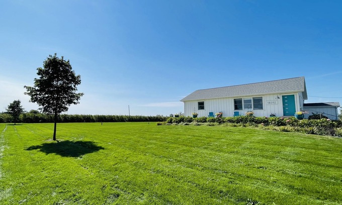 Three Oaks House | Happy Acres: Modern Luxury Country Farmhouse