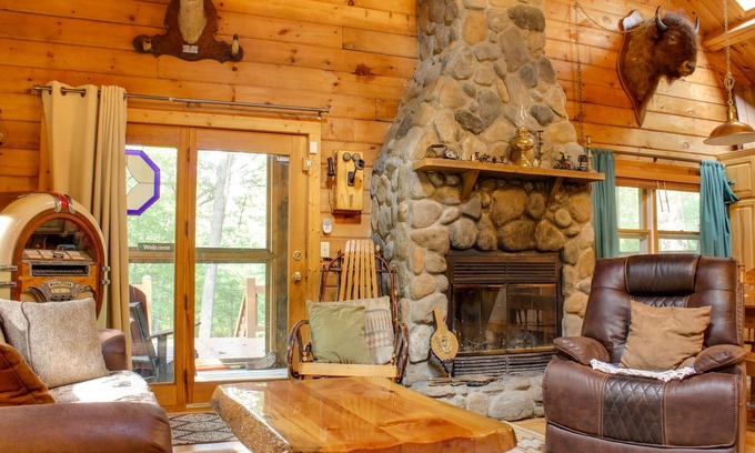 Mauston House | Happy Heaven 20 minutes north of Dells