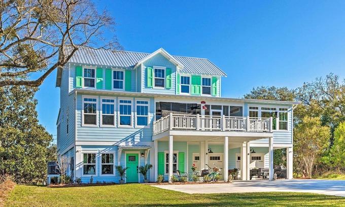 Biloxi Apartment | Harbor Oaks Haven: Walk to Front Beach & Downtown!