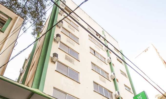 Zona 01 Hotel | Harbor Self Cidade Verde