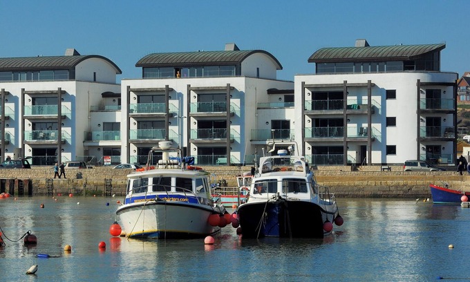 West Bay Cottage | Harbour View