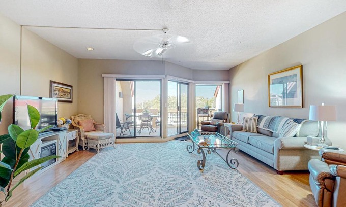 Shelter Cove Villa | Harbourside 7126