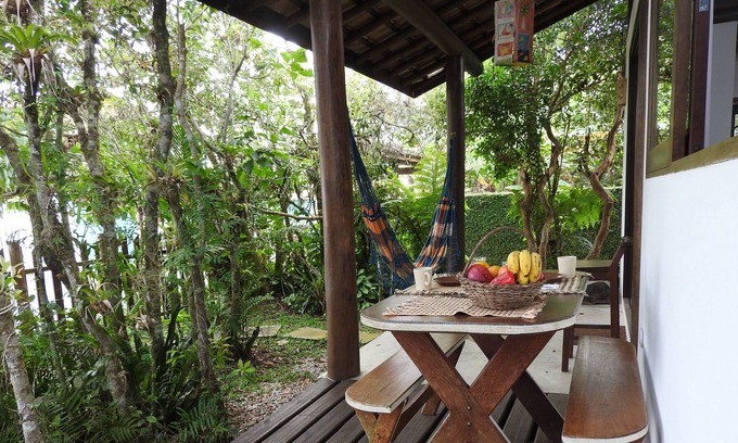 Cananeia Ski Chalet | harm and comfort in new cottages near the center of town!