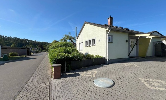 Dillendorf House | Haus Waldblick - vacation home, bathroom, WC, 2 bedrooms