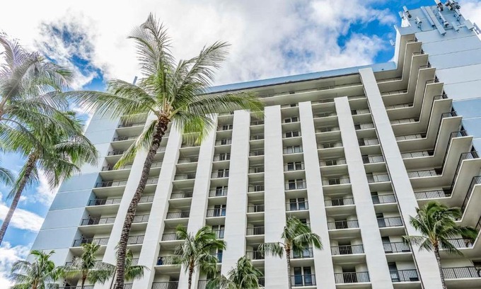 Makaha Apartment | Hawaiian Princess Makaha