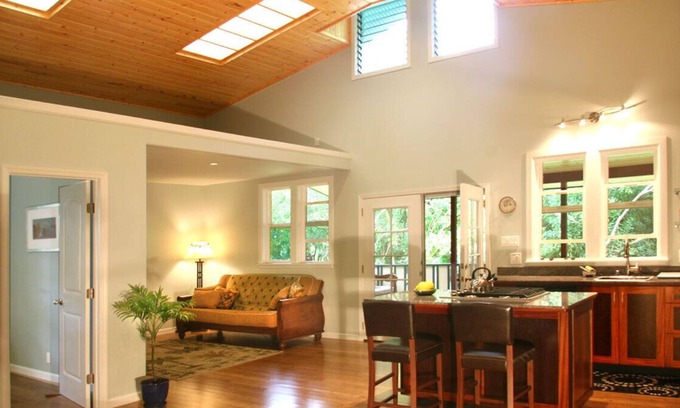 Hawi Cottage | Hawi peaceful, spacious Garden Cottage- your home away from home