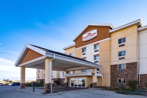 Dickinson Hotel | Hawthorn Extended Stay by Wyndham Dickinson