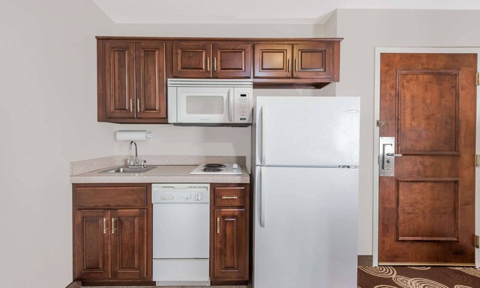 Seville Hotel | Hawthorn Extended Stay by Wyndham Seville