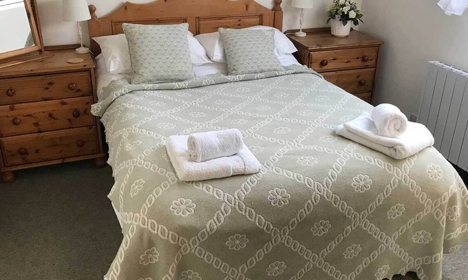 Sidmouth House | Hayloft - Dog Friendly - Romantic Cottage