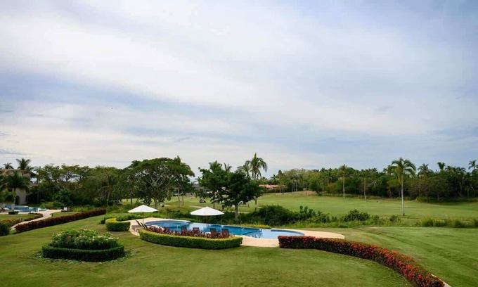 Punta de Mita Condo | HDM Luxe 4BR Golf Course Views,Beach Clubs & Cart