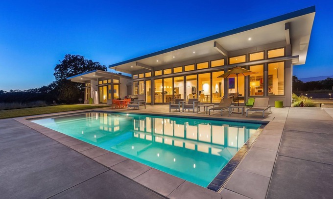 Windsor House | Healdsburg Calif.: Amazing Resort-like Estate Healdsburg - 4BD/3BA