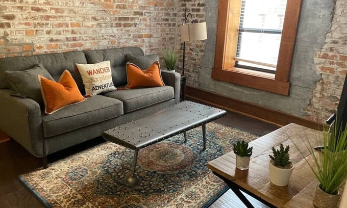 West Freemason Apartment | Heart of Downtown 1 BR/1 BA - Hidden Gem