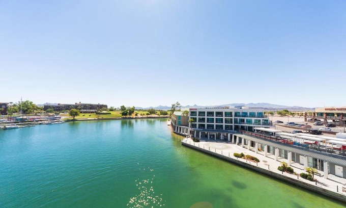 Lake Havasu City Hotel | Heat Hotel
