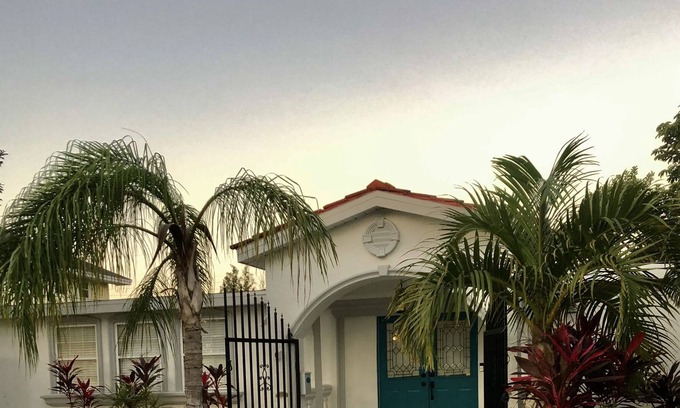 Shore Acres House | Heated in ground saltwater pool, 4BDRM 3 BATH, 2 KING EN SUITES, 2 living rooms