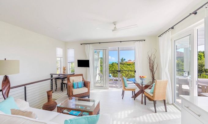 Long Bay Villa | Heavenly 1BR Ocean View w/Private HotTub Pool SUV - Wyakha 2 Ocean View