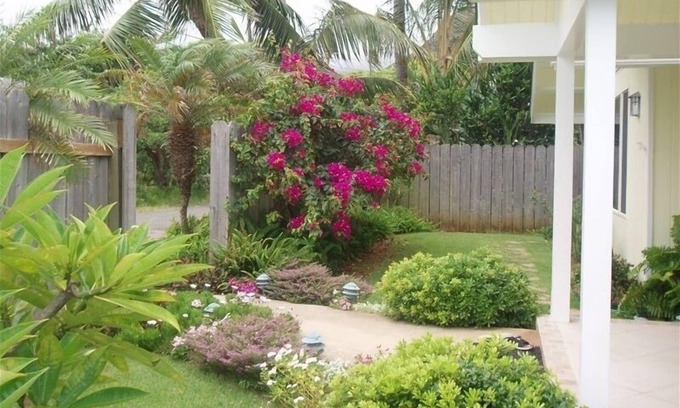 Hauula Apartment | Heavenly Hawaii at your feet! Sandy toes, great swimming, lovely place awaits.