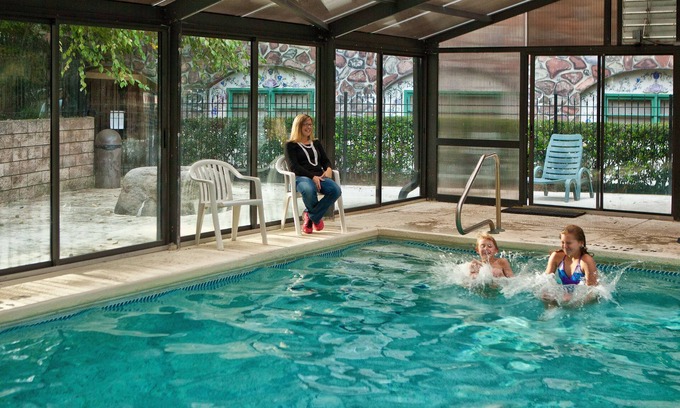 Helen Hotel | Helendorf River Inn, Suites & Conference Center