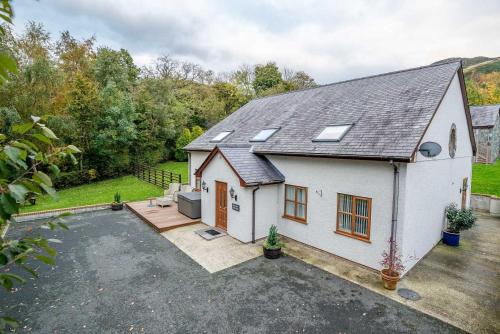 Penmaenmawr House | Helyg