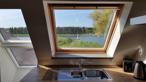 Breiholzfahre Apartment | Herrlicher Nord und Süd-Blick direkt am Nord-Ostsee-Kanal
