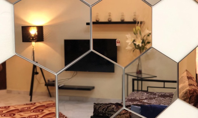 Baharu Condo | Heza Straits Villa - Premium 6 Beds Condo