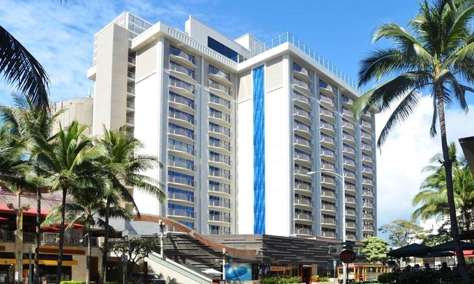 Waikiki Resort | HGVC Hokulani Waikiki Luxury, 1 BR Suites, Rooftop Pool/Spa, Close to Ft Derussy