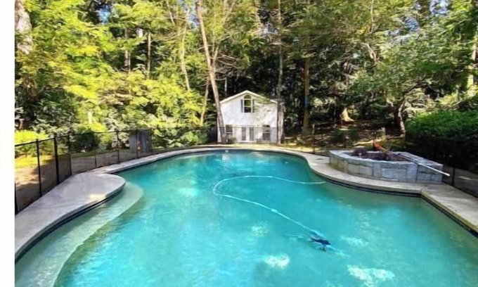 Buckhead House | Hidden Chastain Getaway With Heated Poolnn