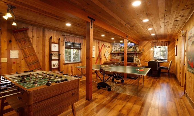 Twin Peaks Hotel | Hidden Creek Lodge | Family & Retreats | Game Room | Ponds & Streams