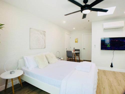 South Scottsdale Apartment | Hidden Gem in OT Studio with Heated Pool