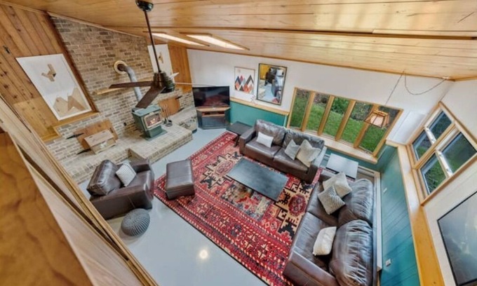 Lancaster Cabin | Hidden Hideaway