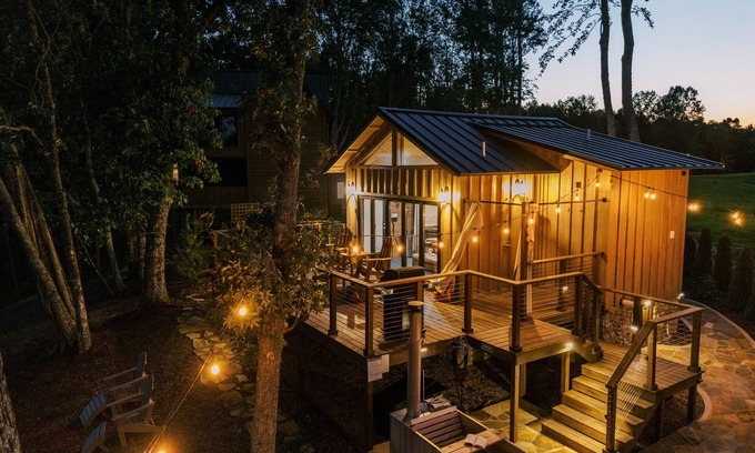 Estillfork Cabin | Hidden Mountaintop Getaway