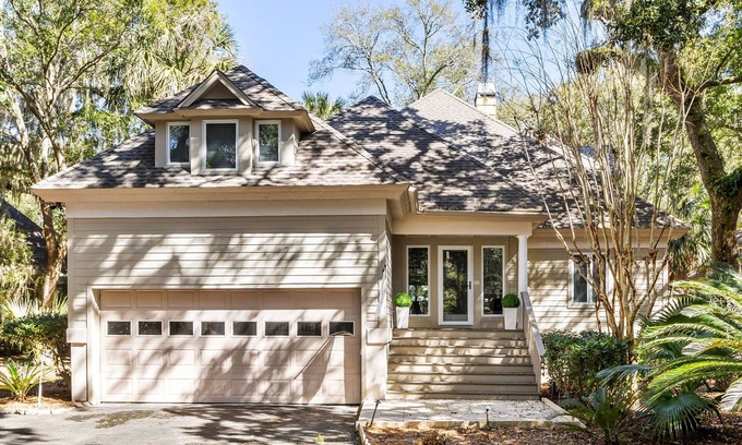 Seabrook Island House | Hidden Oak Hideaway, Pet/Family Friendly 4bd/3.5bath, walk to beach, golf cart available