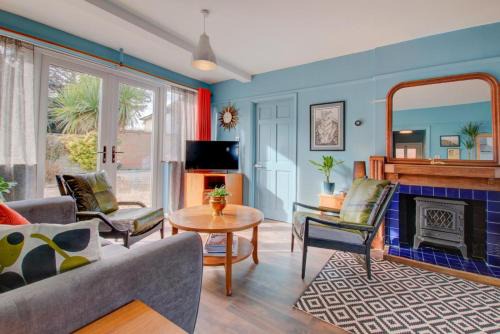 Felixstowe Apartment | Hideout