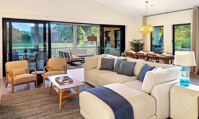 Charleston House | High-End New Build near Folly Beach and Downtown