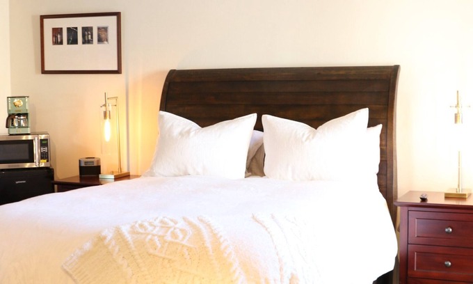 Novato Apartment | High-End Private Suite with Deck & Mountain Views in Prime Marin County Location