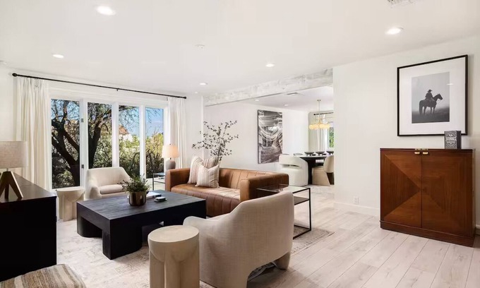 Paradise Valley House | High-Style Stay - Camelback Views, 3 Kings+, Pool