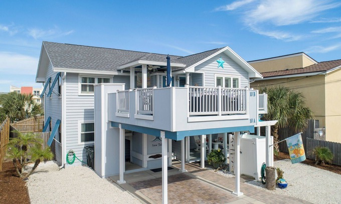 St. Augustine Beach House | HIGH TIDE - 2 Beds/1.5 Baths - Pet Friendly