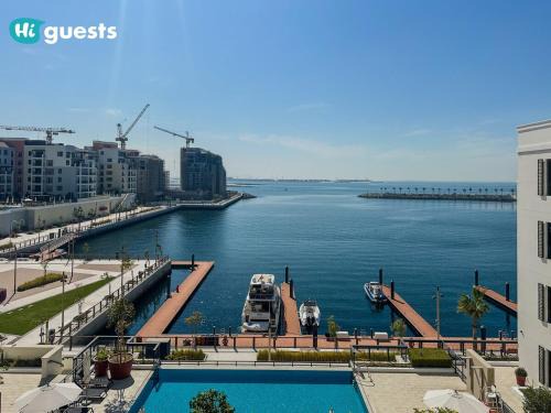 Dubai Apartment | HiGuests - Elegant 1BR Retreat with Sea View in La Rive