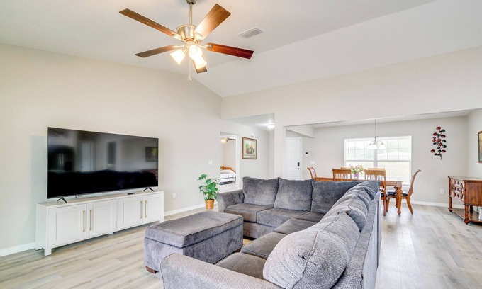 Candler House | Hike, Paddle & Explore: Home w/Lanai in Ocala