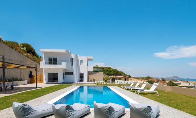 Kolymbia Villa | Hill and Sea View Villa Up To 8